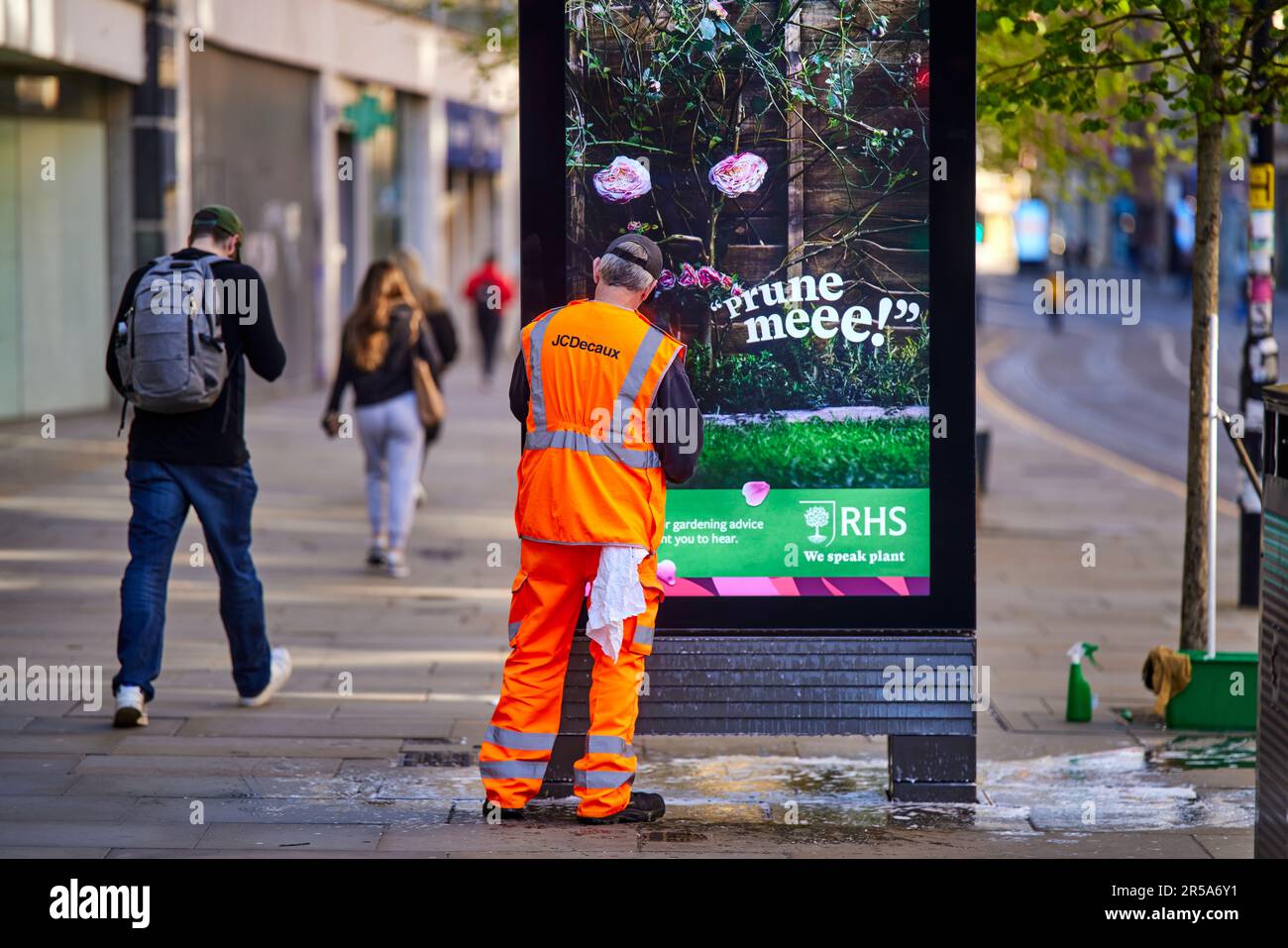 Manchester street furniture maintenance by french company JCDecaux