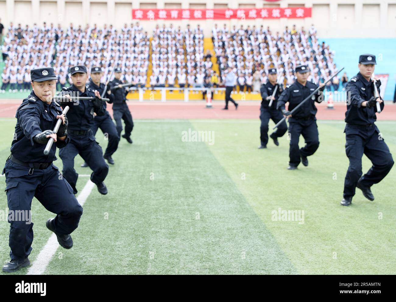 QINGDAO, CHINA - JUNE 2, 2023 - Police perform stick-fighting skills in  Qingdao, East China's Shandong province, June 2, 2023. (Photo by CFOTO/Sipa  USA Stock Photo - Alamy