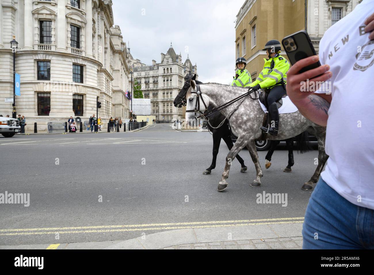 London, England, UK. Mounted police in Whitehall Stock Photo