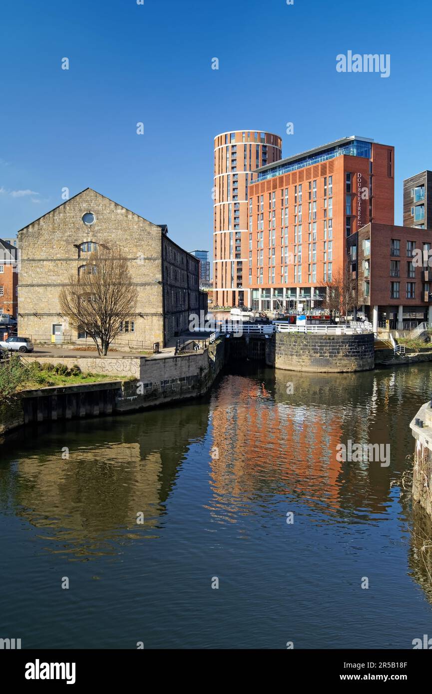 UK, West Yorkshire, Leeds, River Aire at Watermans Place. Stock Photo