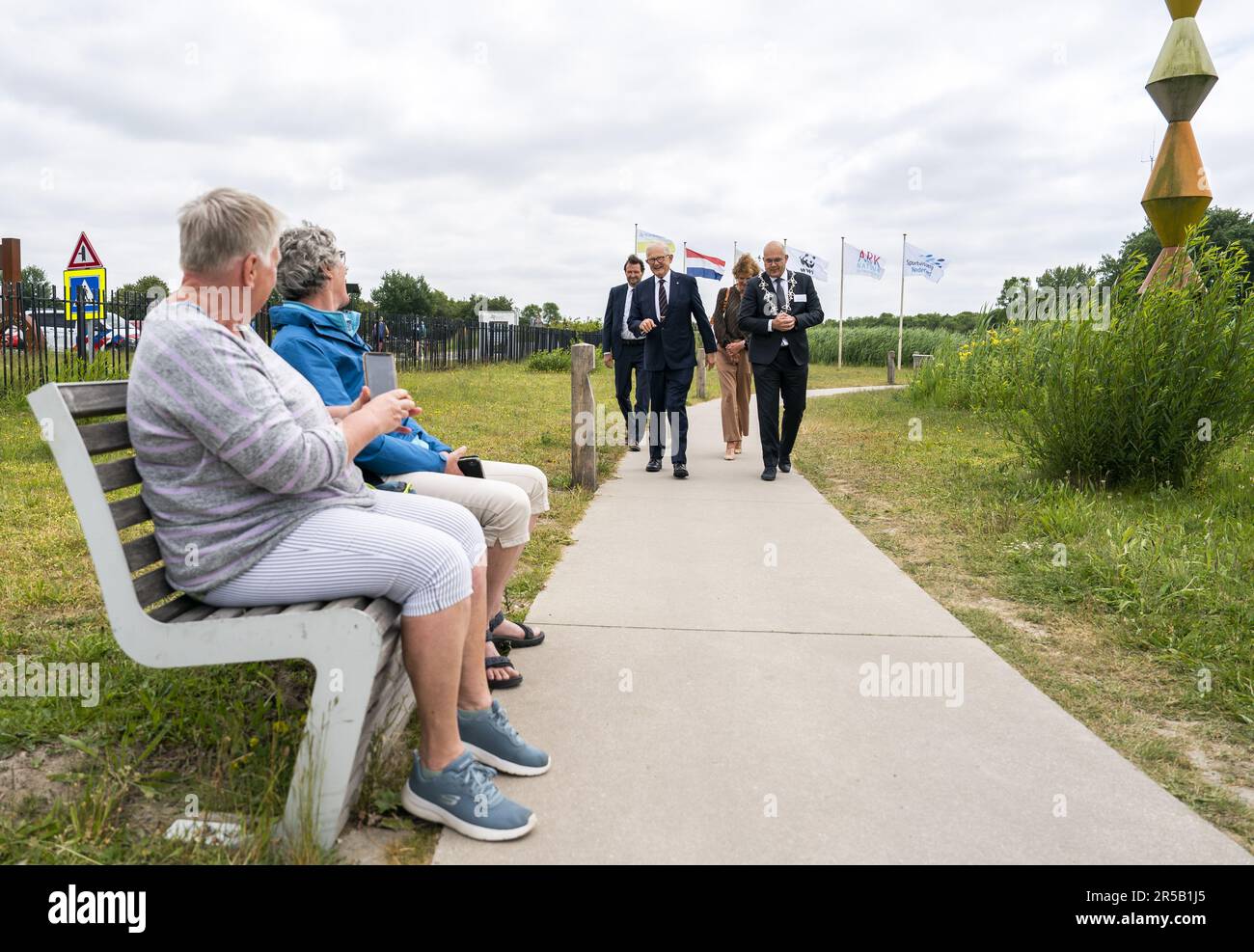 WORKENDAM - Prof. dr. mr. Pieter van Vollenhoven is received at the Biesbosch MuseumEiland. Van Vollenhoven is present at the release of a group of sturgeons in the water of National Park De Biesbosch. ANP JEROEN JUMELET netherlands out - belgium out Stock Photo