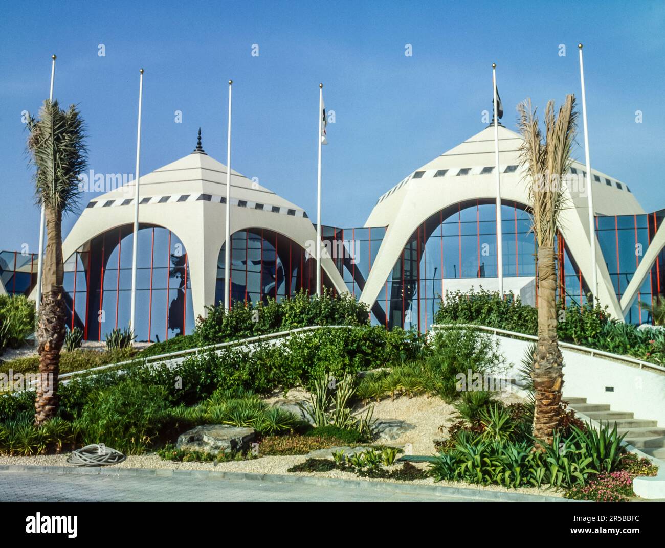 The Dubai Emirates Golf Club around 1998 with architecture to resemble a Bedouin Arabian tent. The Emirates Golf Club was the first golf club to be built in Dubai opening in 1988. Stock Photo