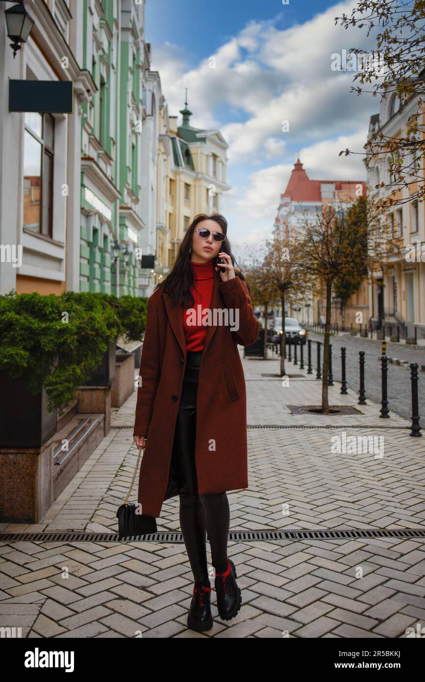 Women model walking street hi-res stock photography and images - Alamy