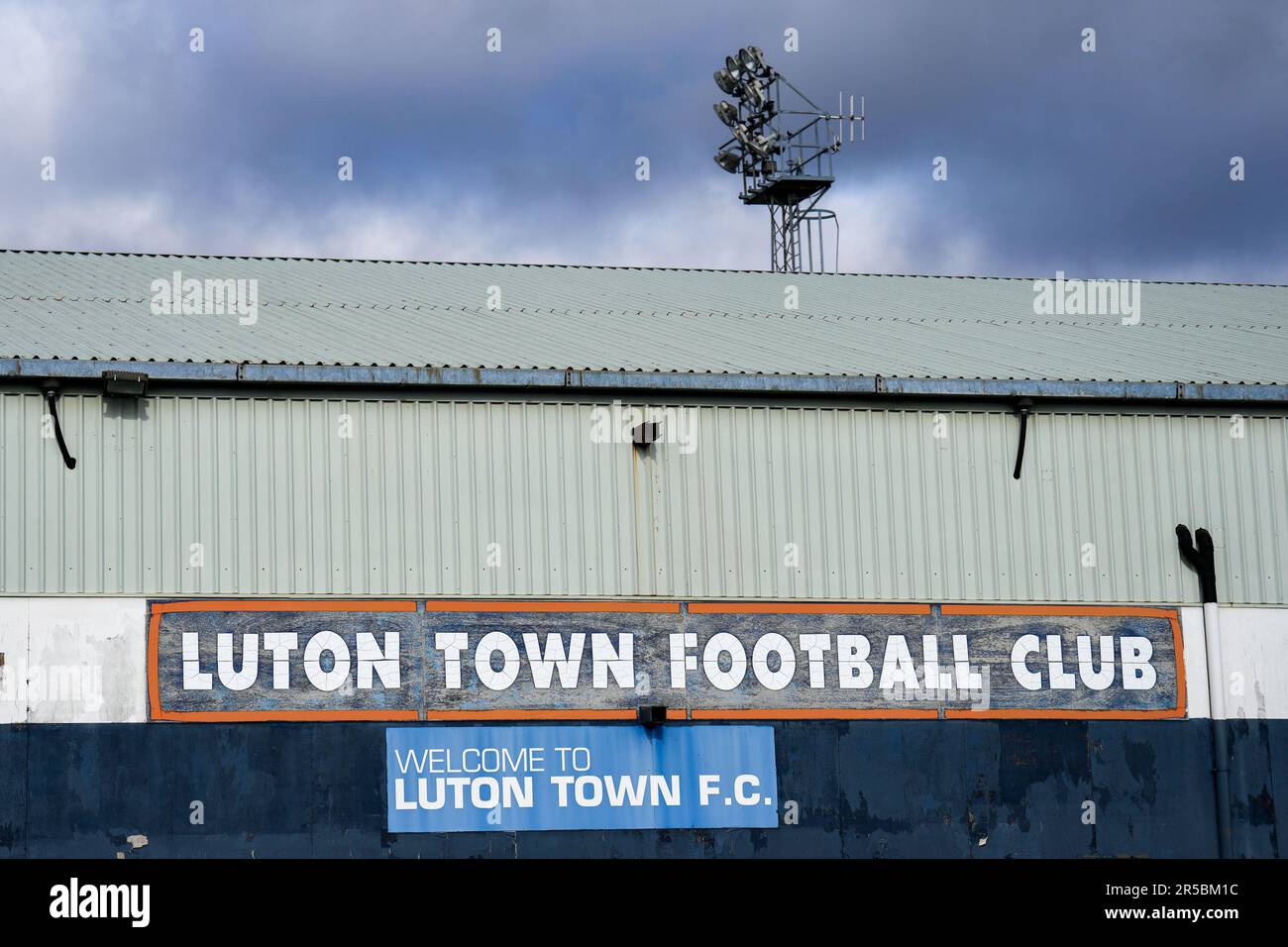 Luton town news now deals