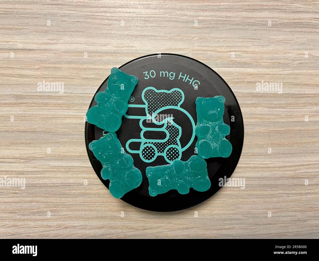 HHC gummy bears. Candies containing HHC are intended for relaxation