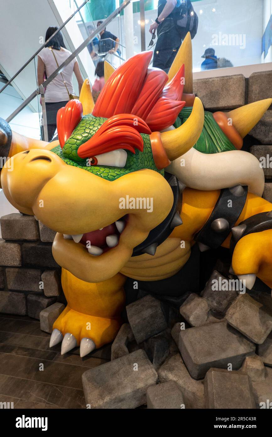 Nintendo store hi-res stock photography and images - Alamy