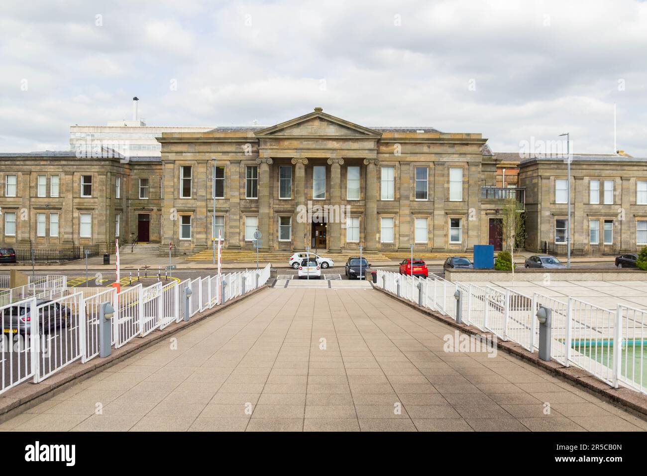 Commissary building hires stock photography and images Alamy