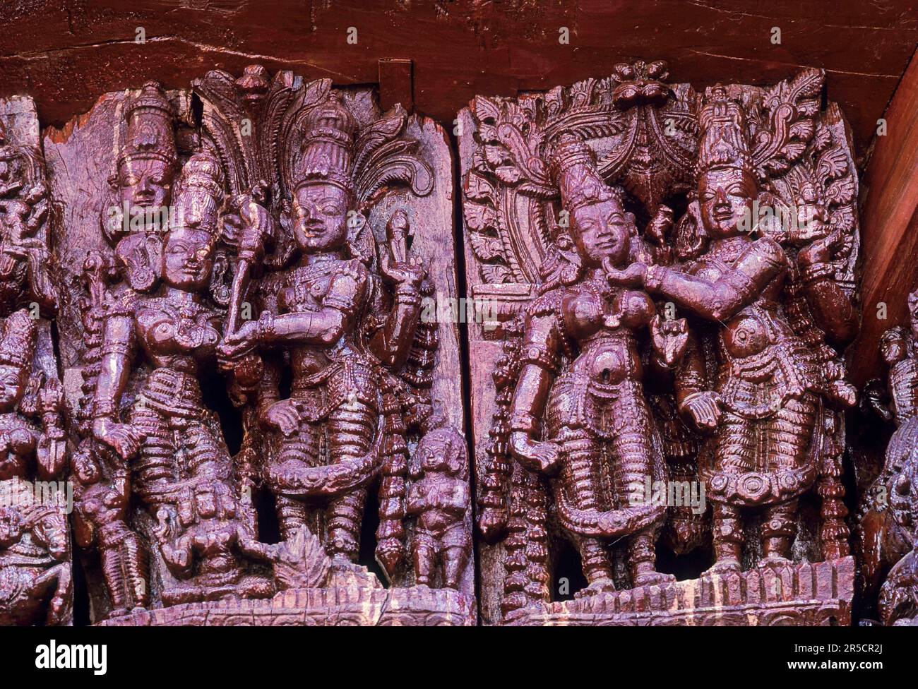 Wooden carvings in Aathmanatha Swamy Temple Chariot at Avudaiyarkoil