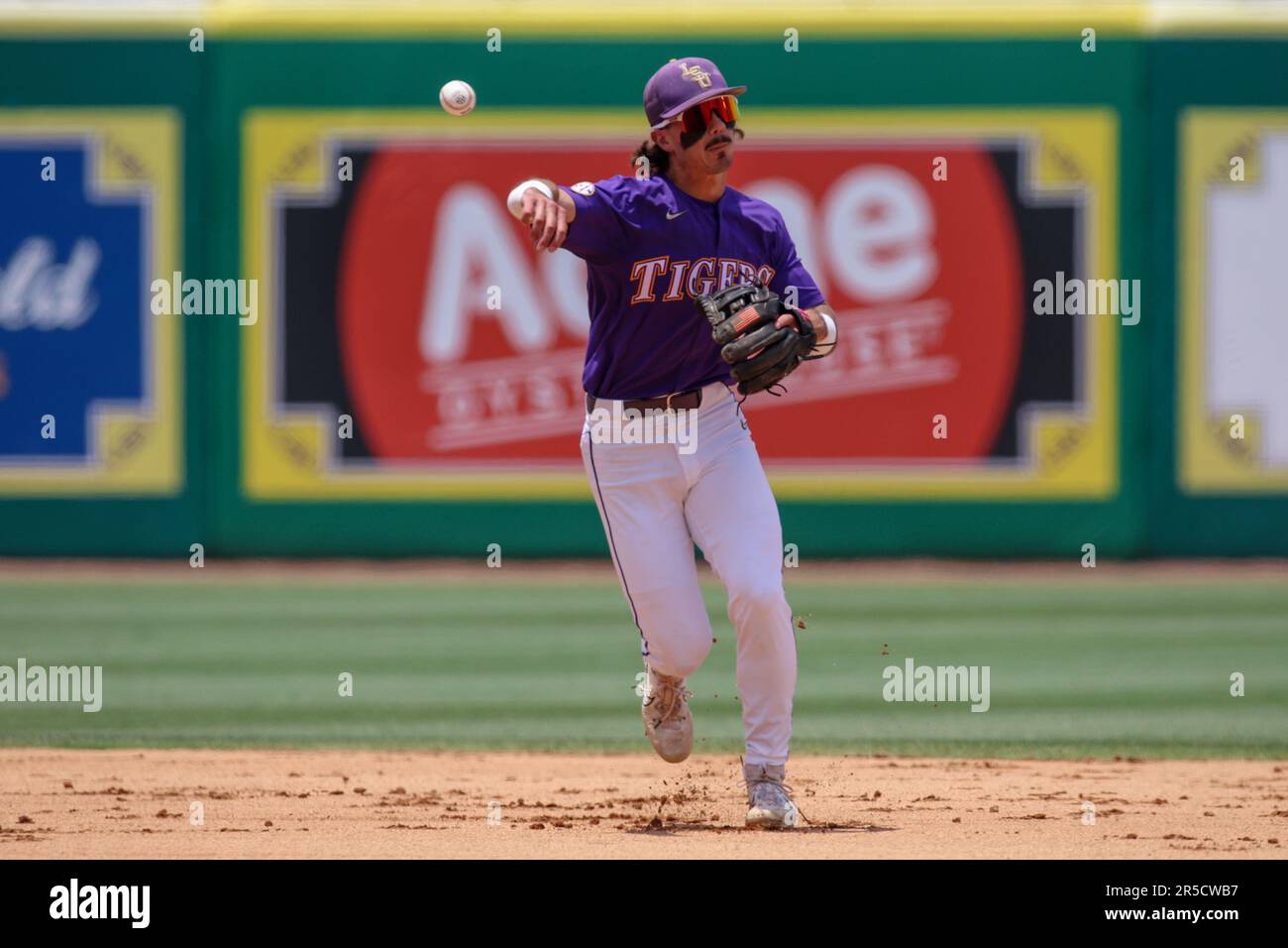 Tulane baseball hi-res stock photography and images - Alamy