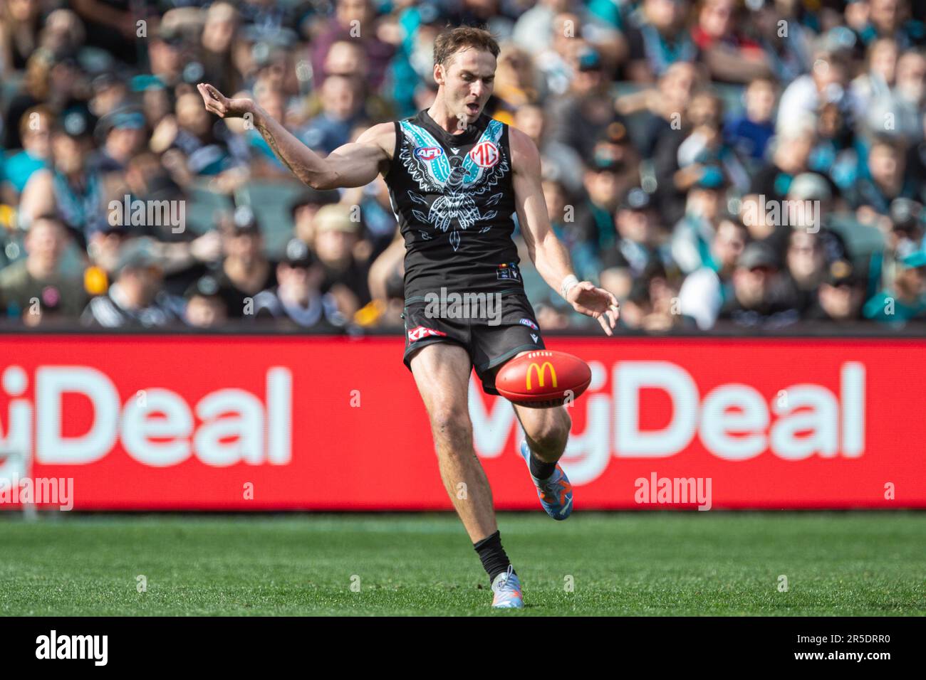 AFL 2023 Round 12 - Port Adelaide v Hawthorn