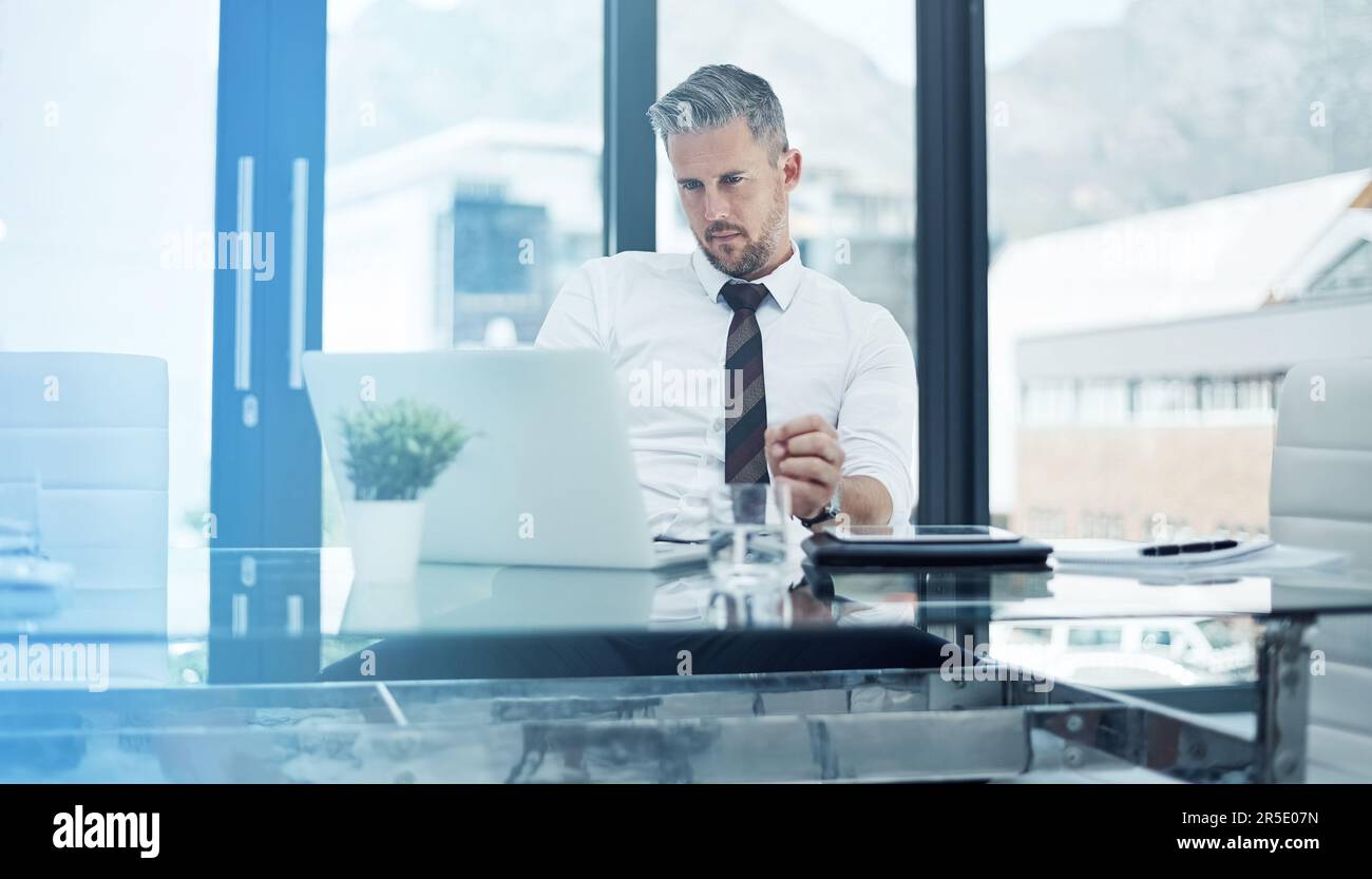 One Person In Charge The one in charge hi-res stock photography and images - Alamy