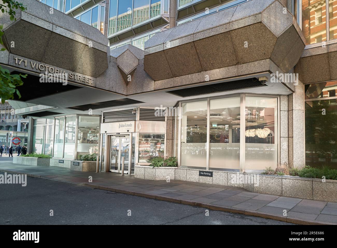 John Lewis headquarters, Victoria, London, England Stock Photo Alamy