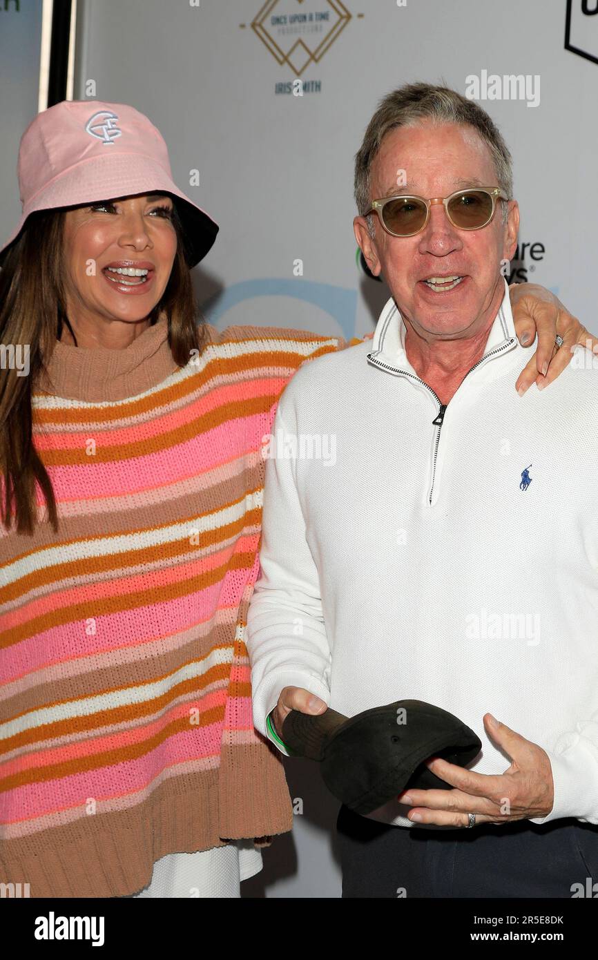 LOS ANGELES - MAY 1:  Debbe Dunning, Tim Allen at 16th Annual George Lopez Celebrity Golf Classic at the Lakewood Golf Club on May 1, 2023 in Burbank, CA Stock Photo