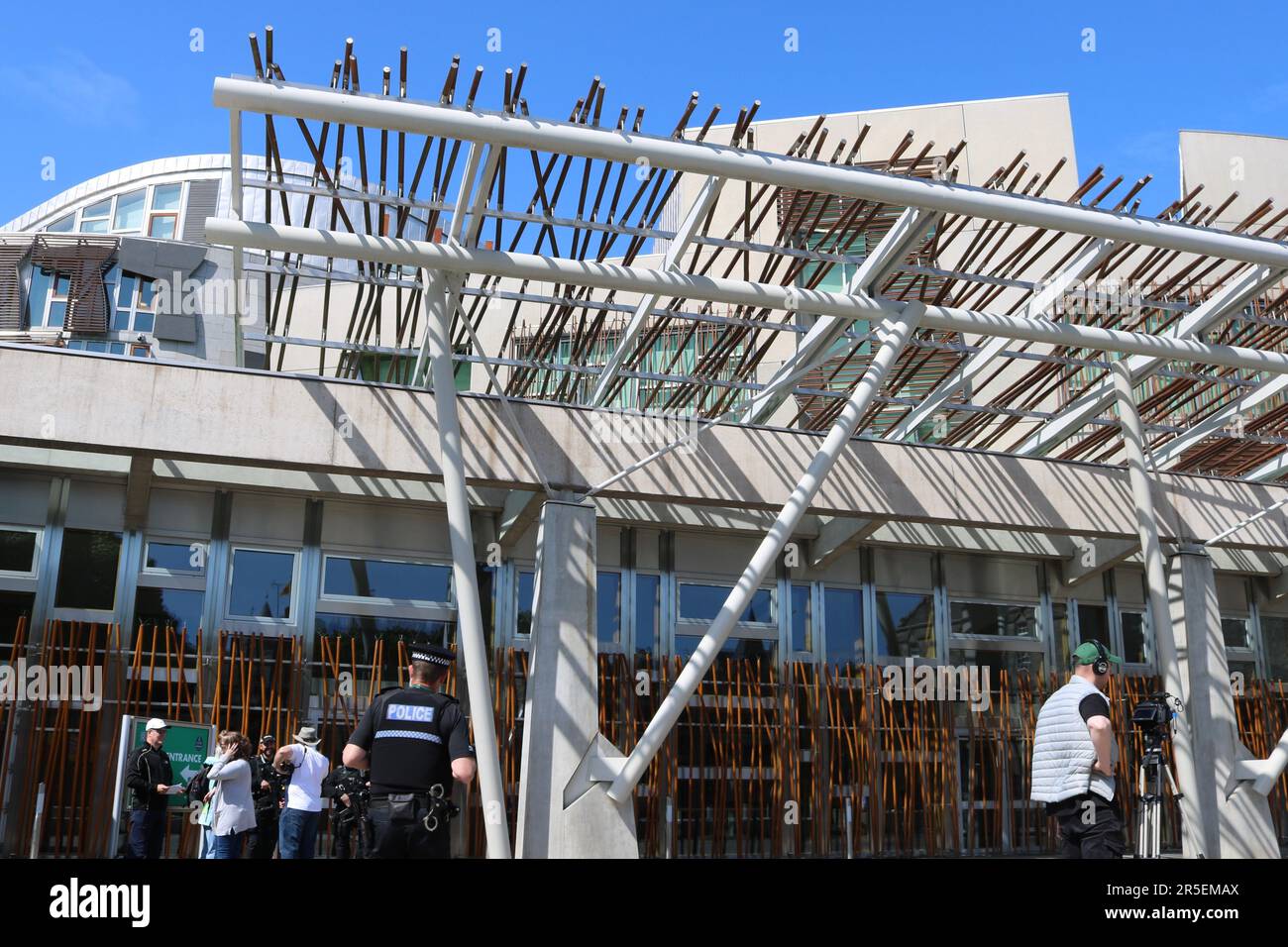 Scottish Parliament Building, Edinburgh Stock Photo Alamy