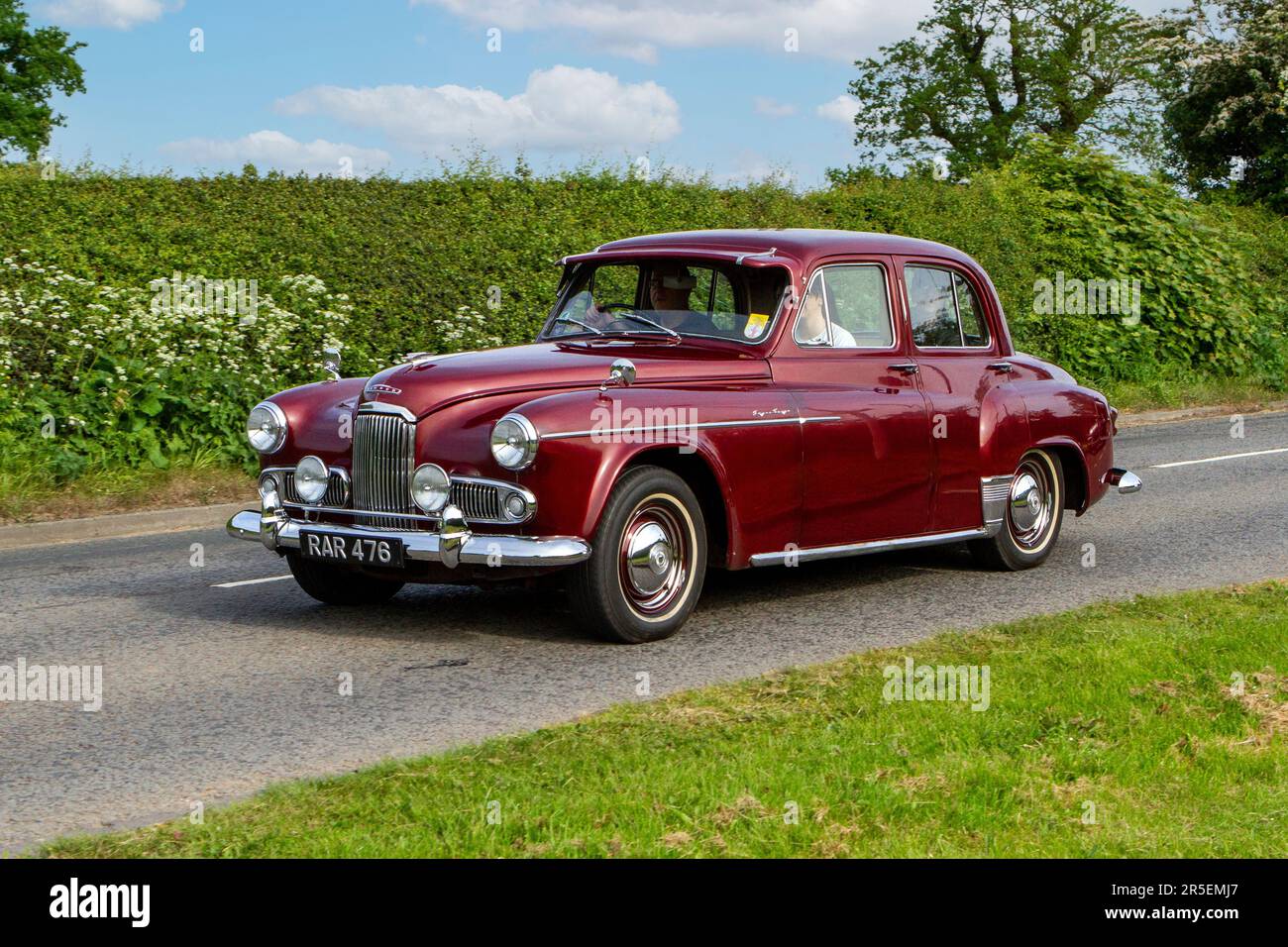 50s fifties Maroon Humber Snipe Petrol 4138 cc Classic vintage Yesteryear motors en route to Capesthorne Hall Vintage Collectors car show, Cheshire, Stock Photo
