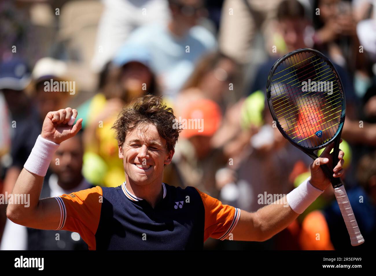 Norway's Casper Ruud celebrates a winning point during a semi final match  against Denmark's Holger Rune at the Italian Open tennis tournament in  Rome, Italy, Saturday, May 20, 2023. (AP Photo/Alessandra Tarantino