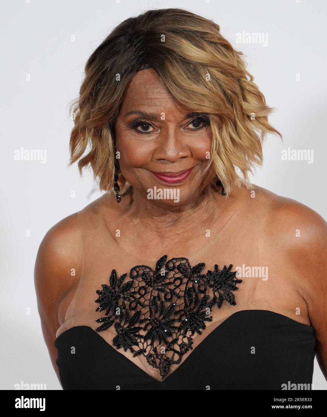 Los Angeles, USA. 02nd June, 2023. Thelma Houston arrives at the 30th Annual Race To Erase MS Gala held at the Fairmont Century Plaza in Los Angeles, CA on Friday, ?June 2, 2023. (Photo By Sthanlee B. Mirador/Sipa USA) Credit: Sipa USA/Alamy Live News Stock Photo