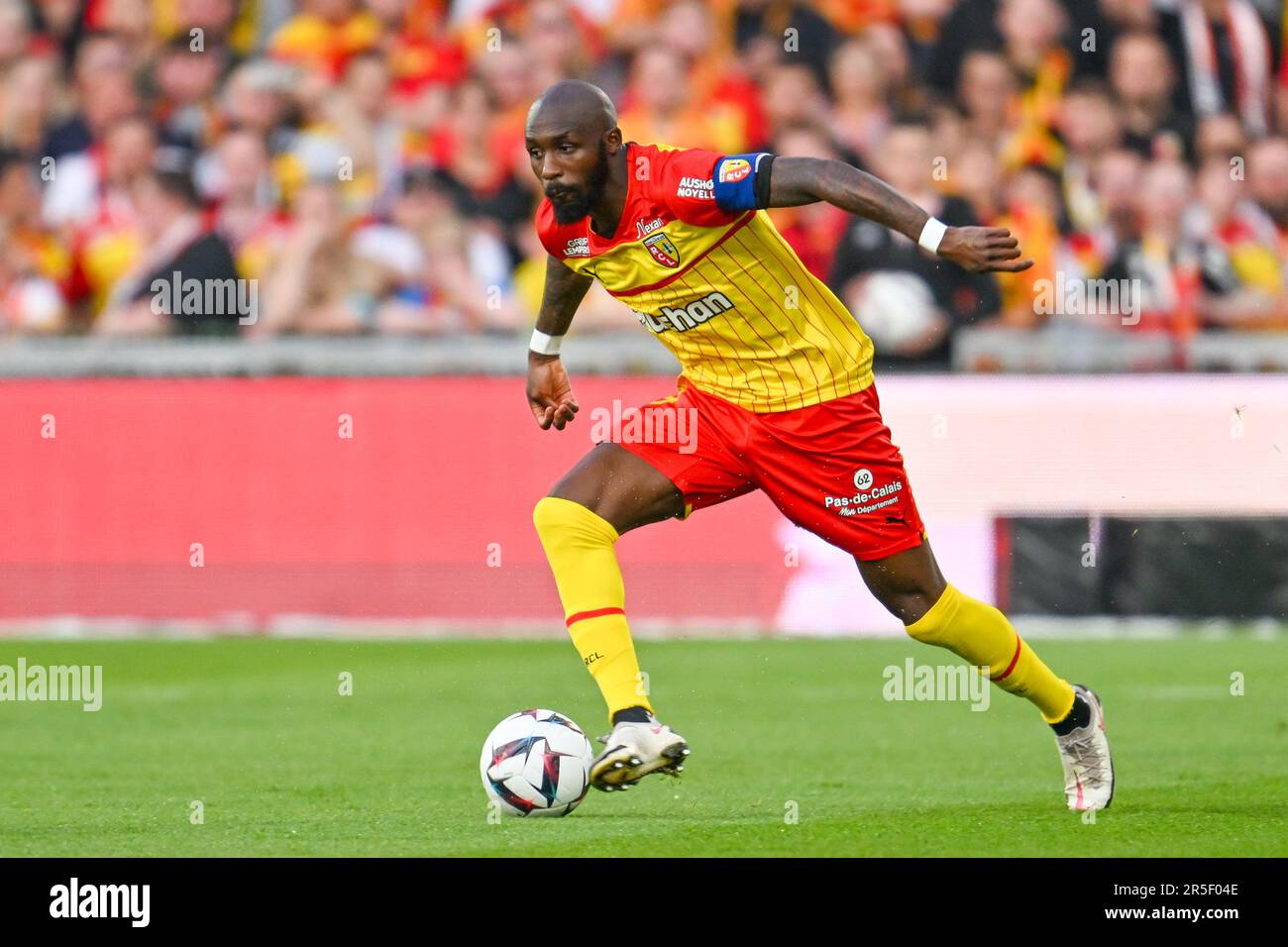 President Joseph Oughourlian of RC Lens pictured celebrating with his  players of RC Lens after winning a soccer game between t Racing Club de Lens  and AC Ajaccio, on the 37th matchday