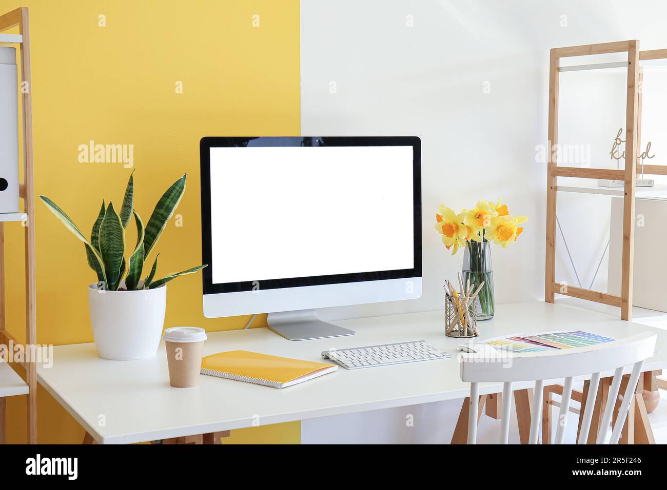 Narcissus executive desk deals