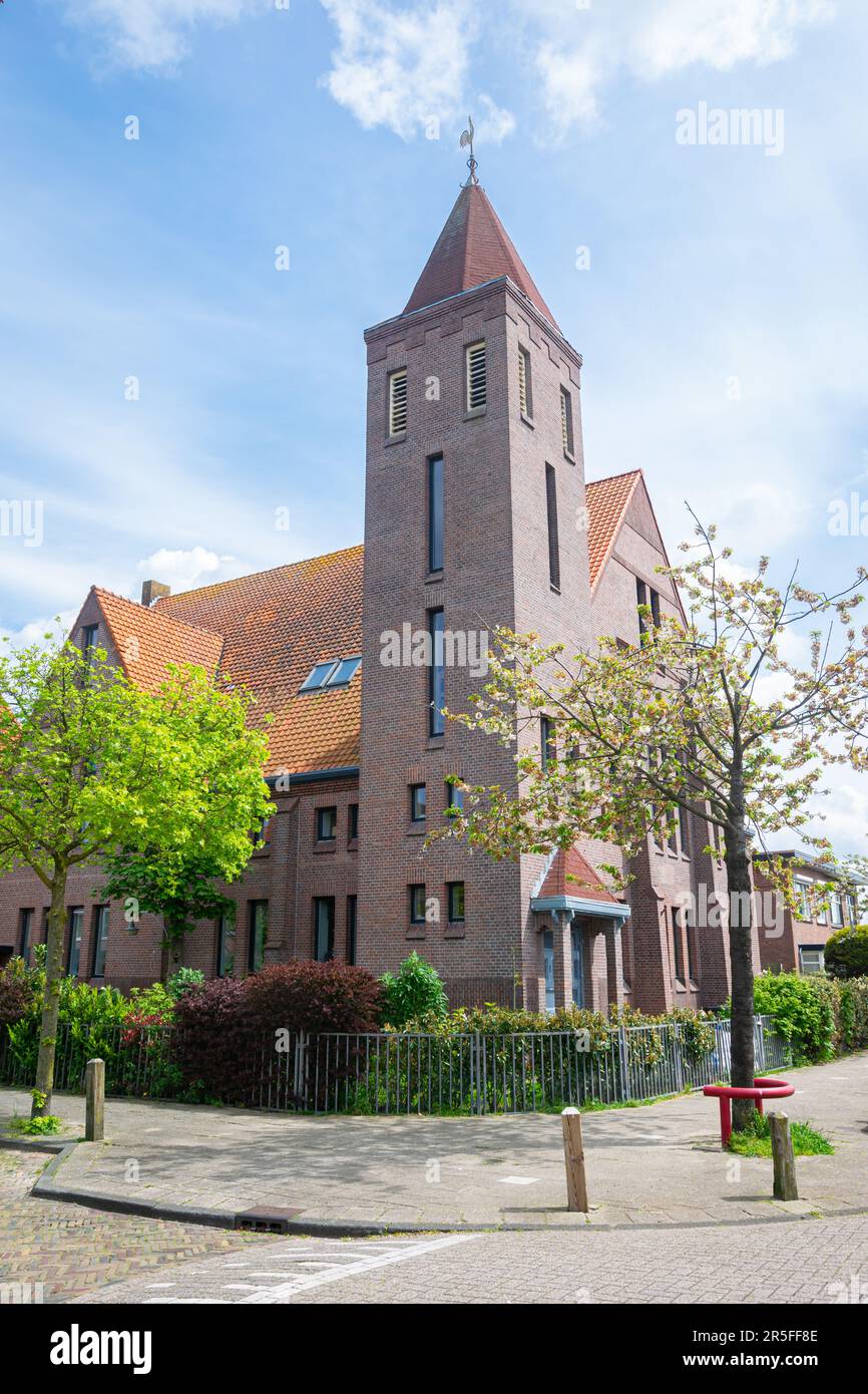 Digital Strategy for Parkbee | DotControl, image size:866x1390