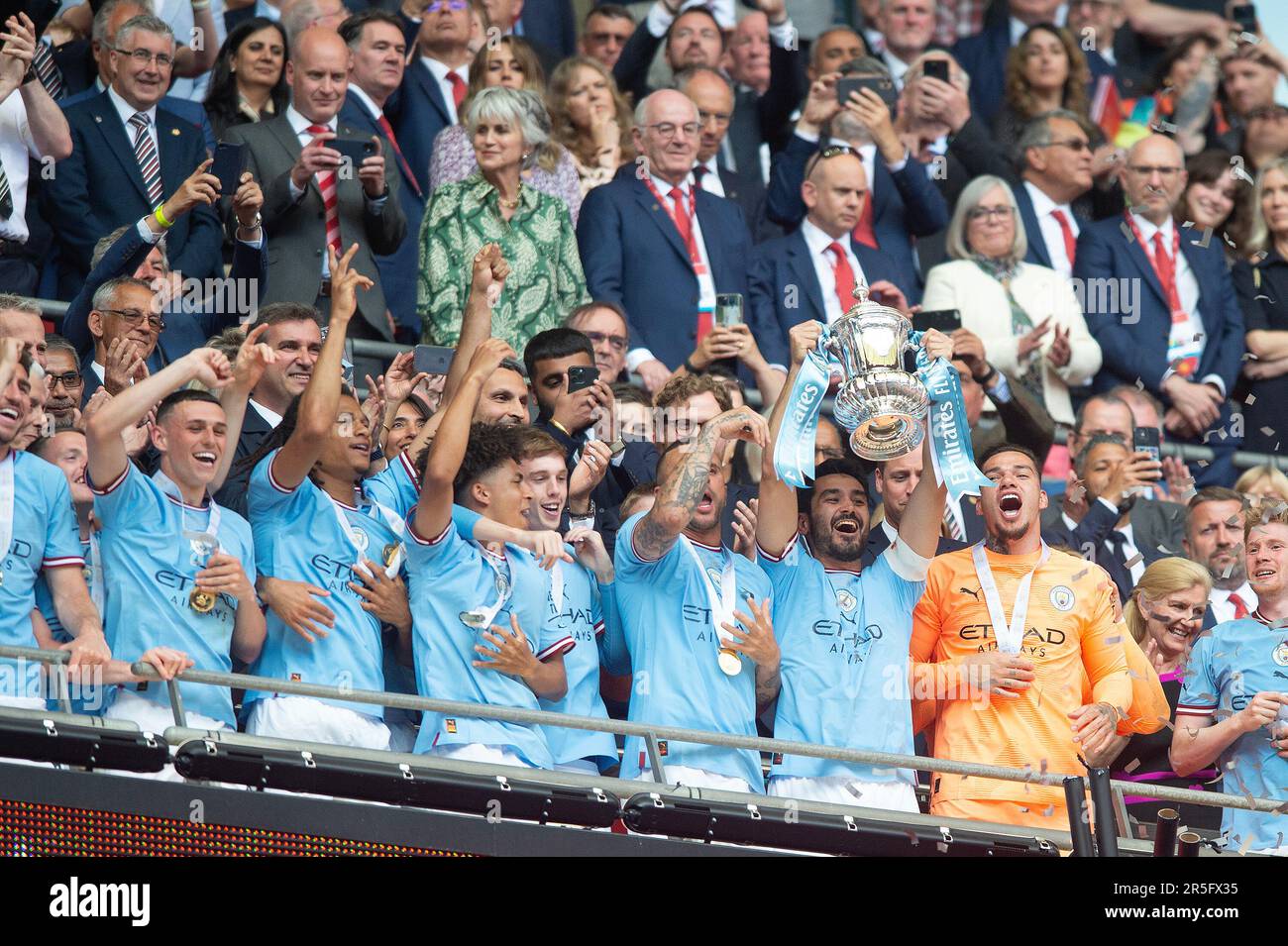 London, UK. 03rd June, 2023. Manchester City players lift the trophy during the The FA Cup Final match between Manchester City and Manchester United at Wembley Stadium, London, England on 3 June 2023. Photo by Salvio Calabrese. Editorial use only, license required for commercial use. No use in betting, games or a single club/league/player publications. Credit: UK Sports Pics Ltd/Alamy Live News Stock Photo