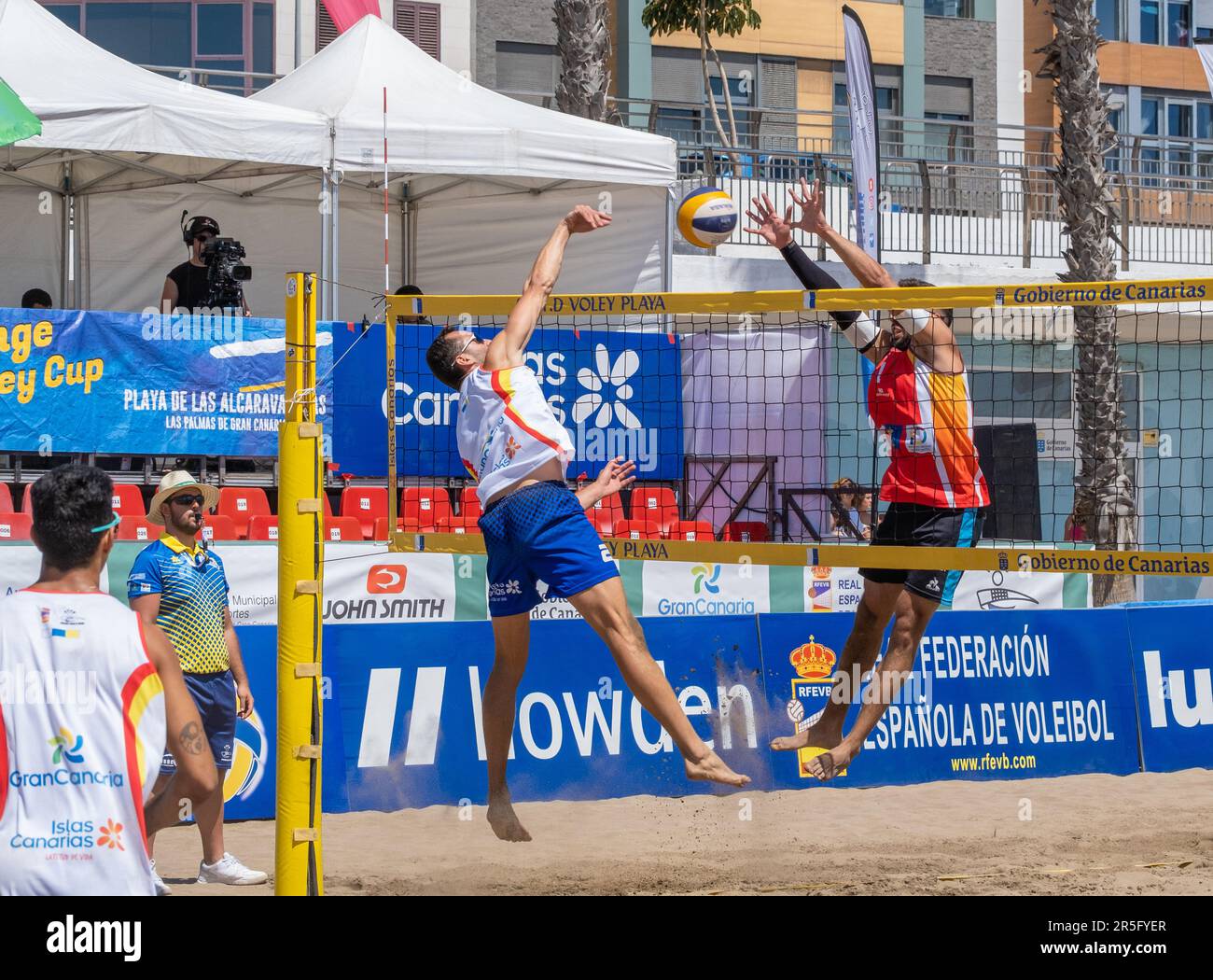 International volleyball hi res stock photography and images Alamy