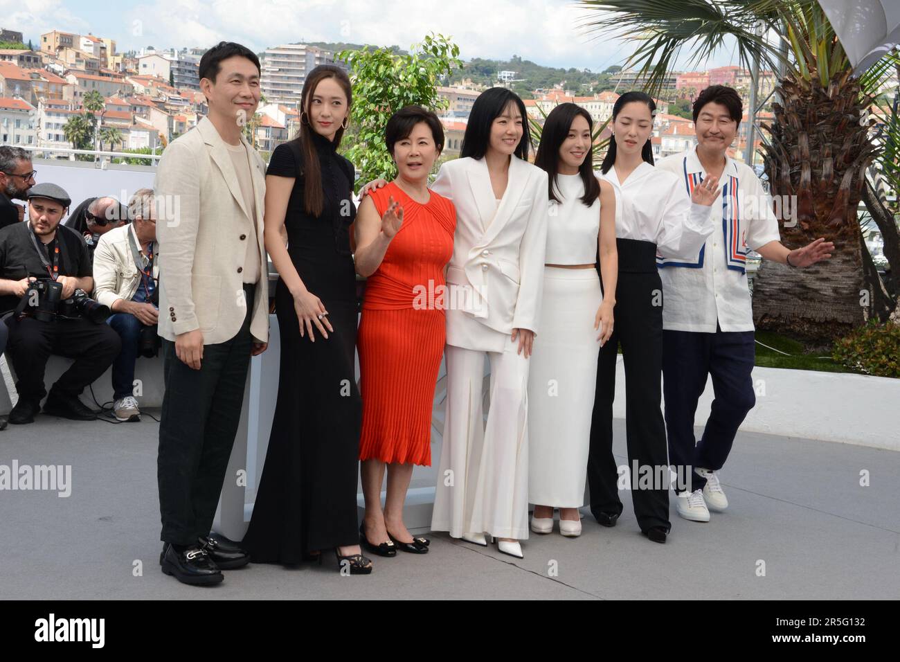 May 26, 2023, CANNES, France: CANNES, FRANCE - MAY 26: Oh Jung-se, Krystal Jung, Director Kim Ji-woon, Park Yeo-jeong, Im Su-jeong, Jang Young-nam, Jeon Yeo-Been and Song Kang-ho attend the ''Cobweb (Dans La Toile)'' photocall at the 76th annual Cannes film festival at Palais des Festivals on May 26, 2023 in Cannes, France. (Credit Image: © Frederick Injimbert/ZUMA Press Wire) EDITORIAL USAGE ONLY! Not for Commercial USAGE! Stock Photo
