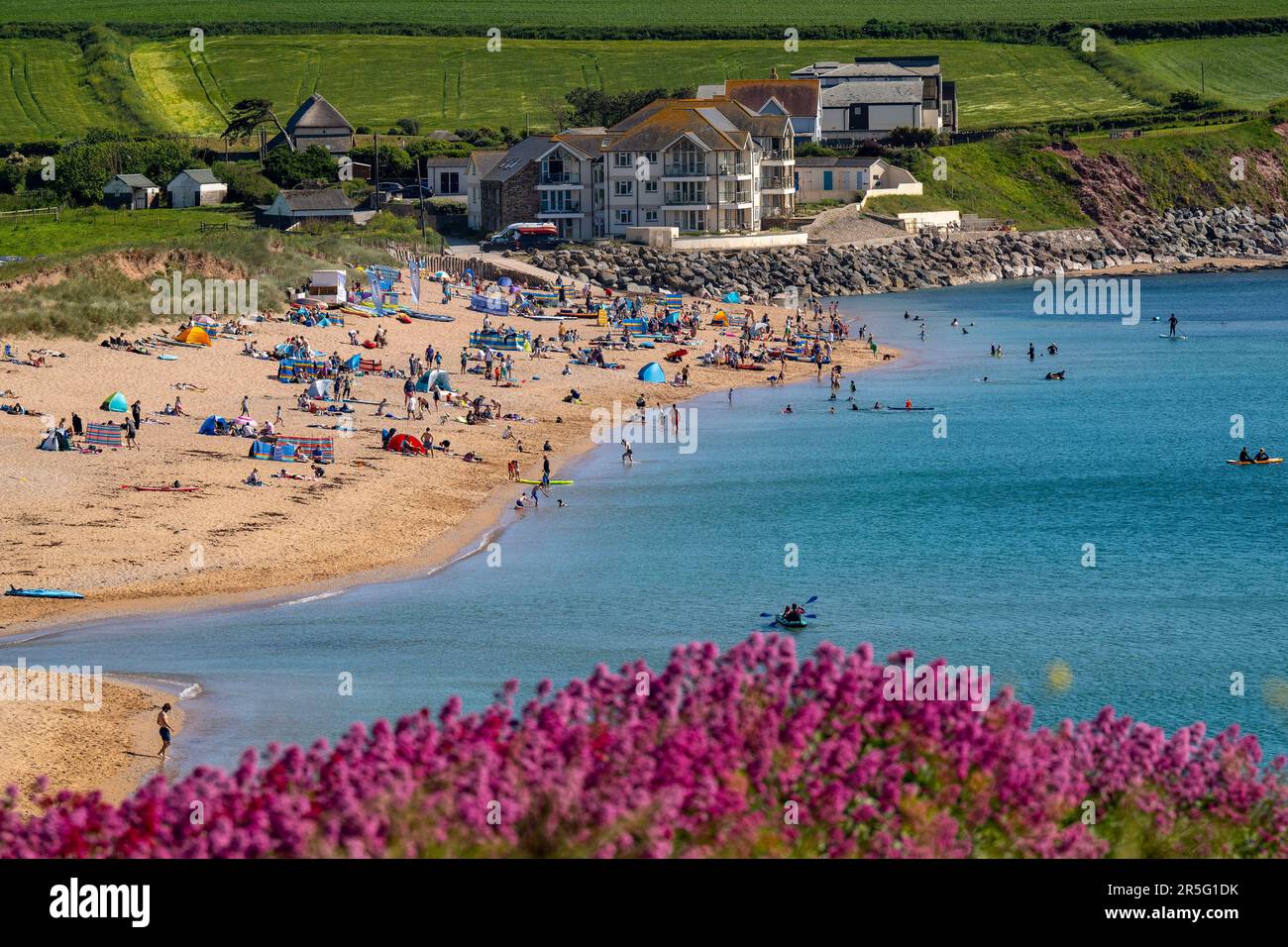 03 06 23 hi-res stock photography and images - Alamy