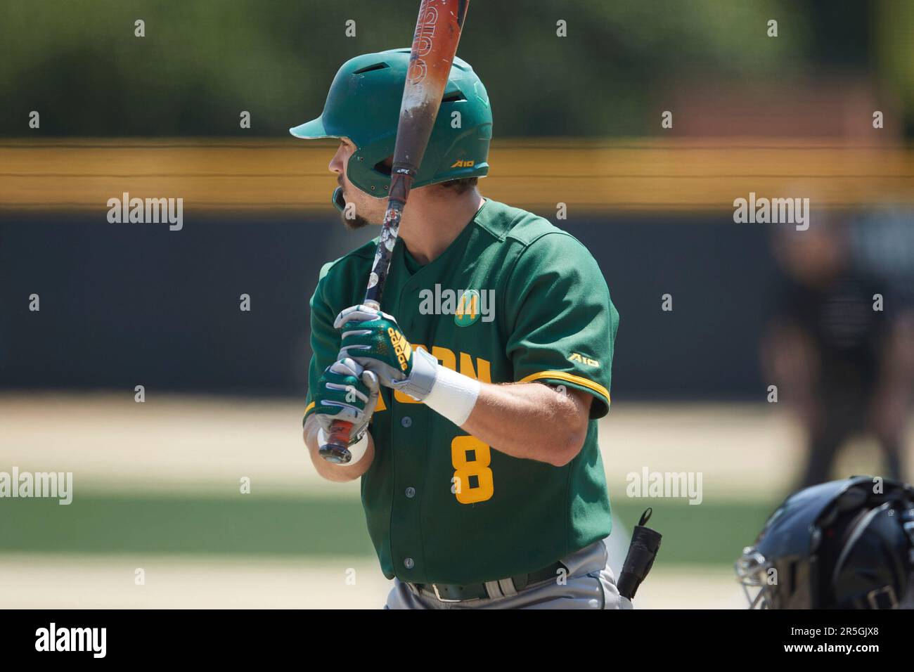 Derek Wood (8) of the Mason Patriots at bat against the