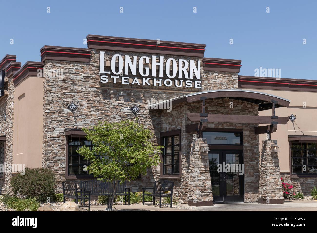 Champaign Circa June 2023 LongHorn Steakhouse casual dining