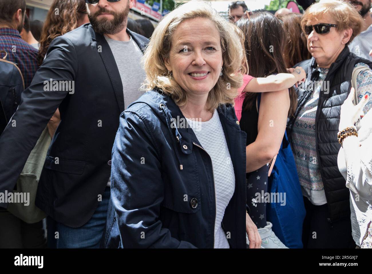 NADIA CALVIÑO VICE PRESIDENT OF THE GOVERNMENT AT THE 82ND EDITION OF THE BOOK FAIR IN EL RETIRO PARK MADRID Credit: agefotostock /Alamy Live News Stock Photo