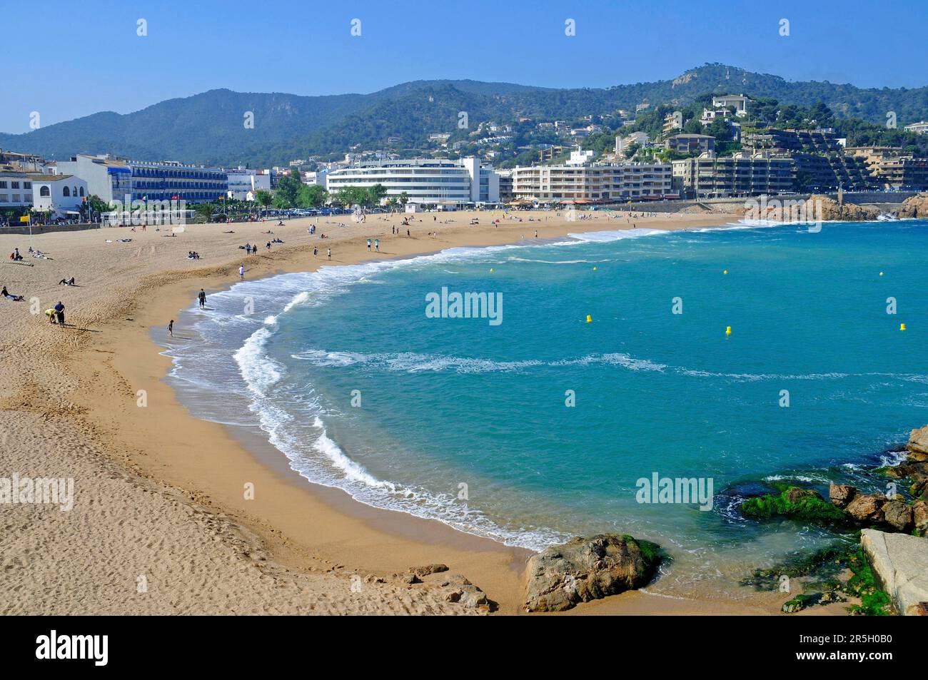 Beach Tossa De Mar Costa Brava Catalonia Spain Stock Photo Alamy beach-tossa-de-mar-costa-brava-catalonia-spain-stock-photo-alamy