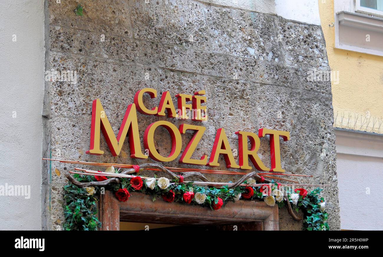 Austria, Salzburg, Getreidegasse, Cafe Mozart Stock Photo