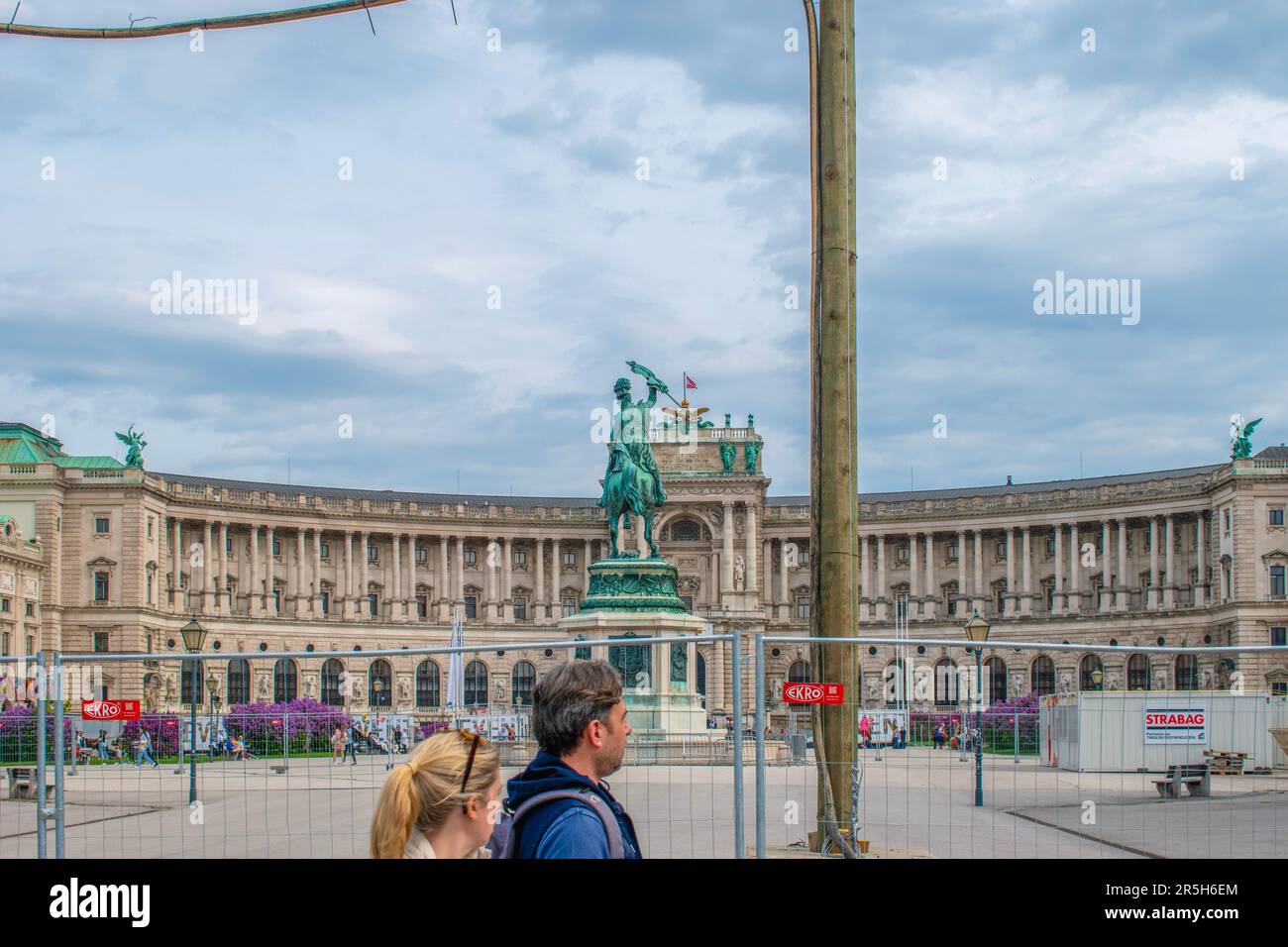 vienna, austria. 23 april 2023 heldenplatz (heroes' square) unveiling the majestic public space in front of hofburg palace, vienna, austria Stock Photo
