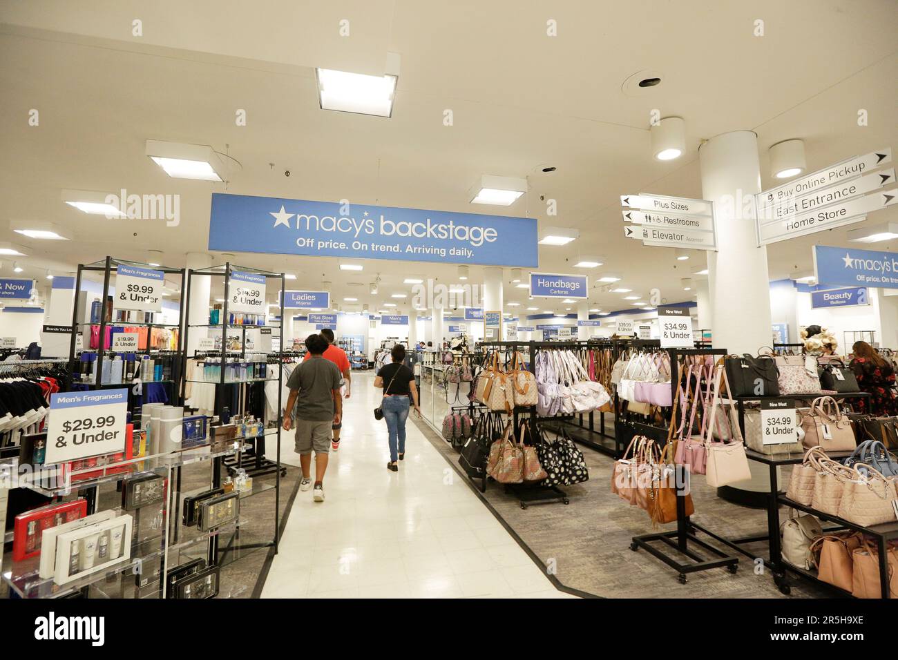 IMAGE DISTRIBUTED FOR MACY S INC. Macy s Columbia Center celebrates the grand opening of Macy s Backstage on Saturday June. 3 2023 in Kennewick Wash. Young Kwak AP Images for Macy s Inc Stock Photo Al...