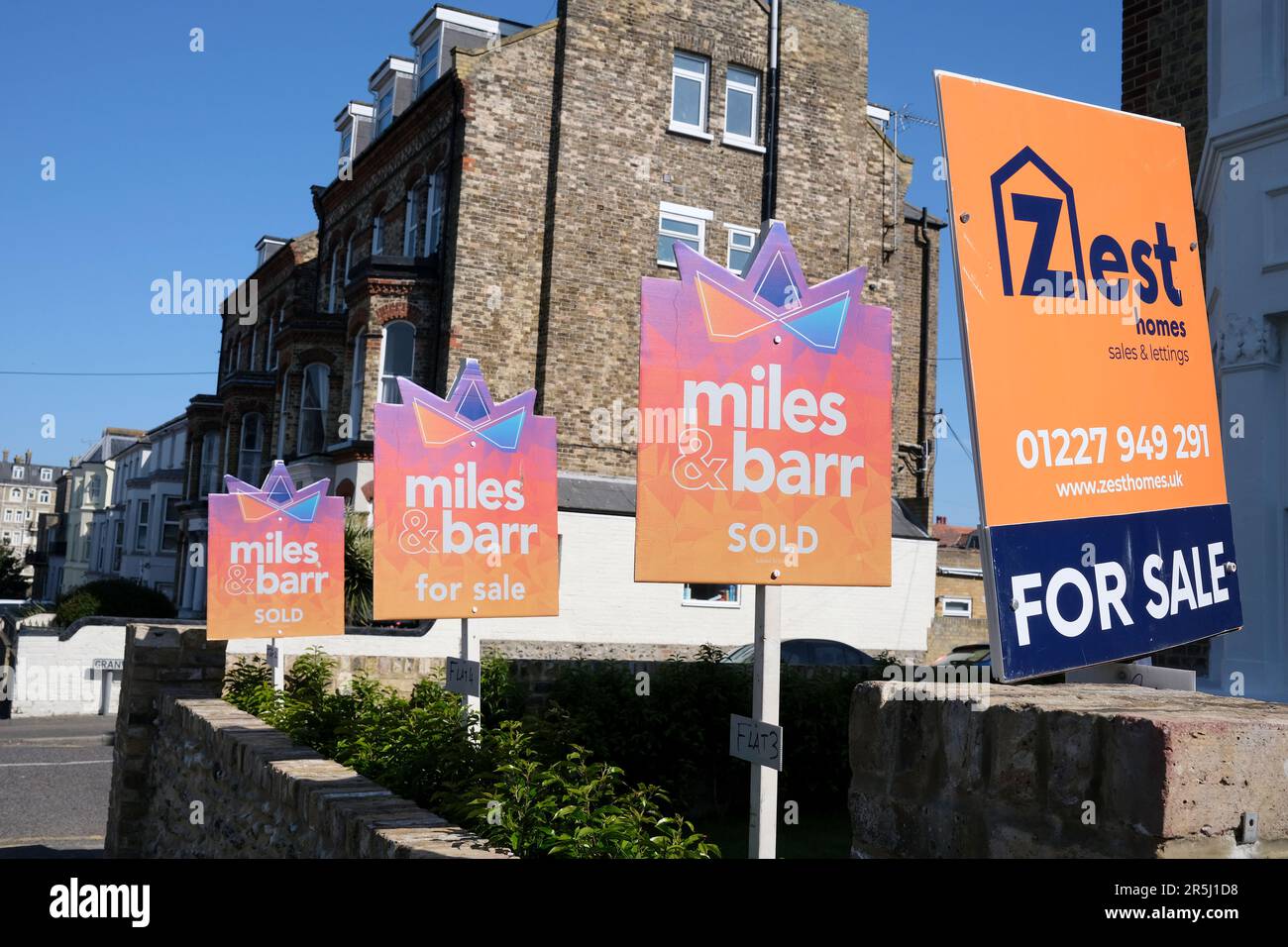 propertys for sale in granville road,broadstairs town seaside resort,east kent,thanet,uk june 2023 Stock Photo