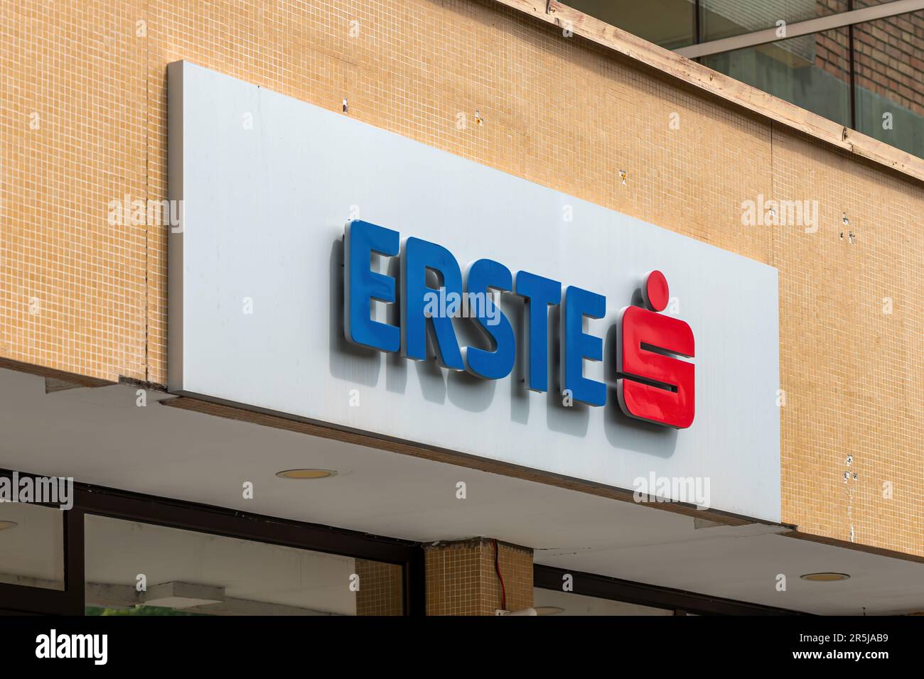 Zrenjanin, Serbia - April 29, 2023: Erste bank logo on building facade, an Austrian financial service provider in Central and Eastern Europe Stock Photo