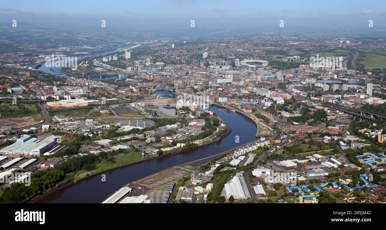 aerial view (from over Byker) looking towards the Gateshead & Newcastle upon Tyne skyline, Tyne & Wear Stock Photo