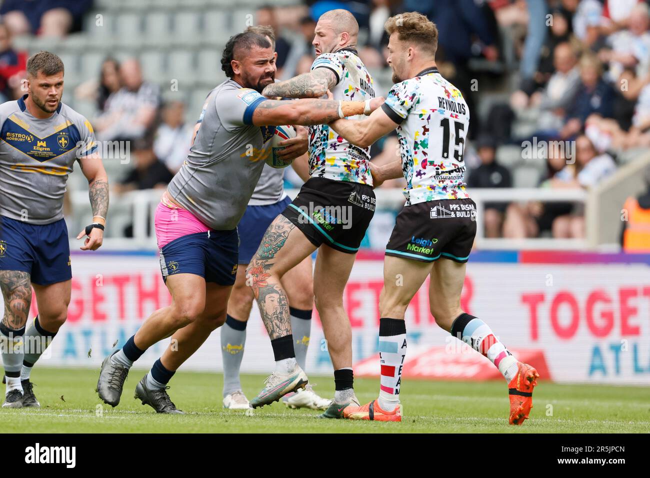 David fifita wakefield trinity 2023 hi-res stock photography and images ...