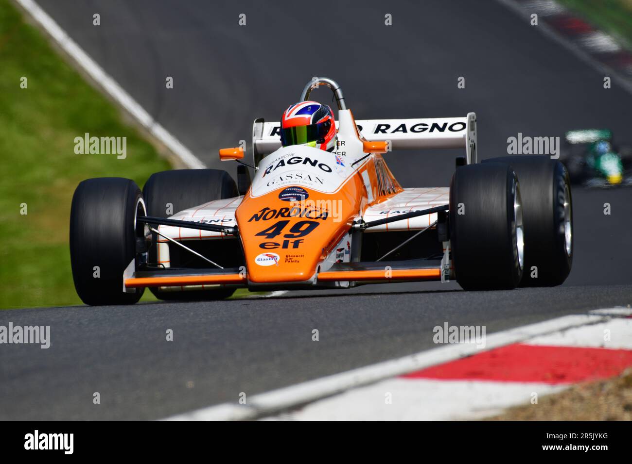 Neil Glover, Arrows A5, Masters Racing Legends, two races of twenty ...