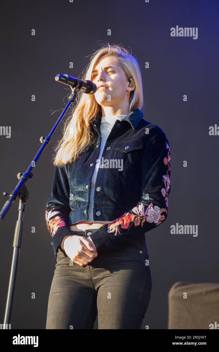 Perform London Berlin, Germany. 10.09.2017. British band London Grammar perform at the ...