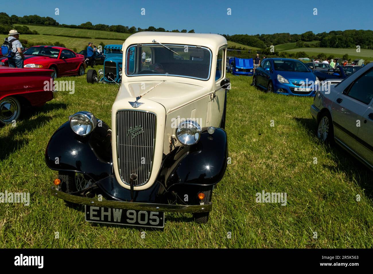 Classic car meet at Hanley Farm, Chepstow Stock Photo Alamy