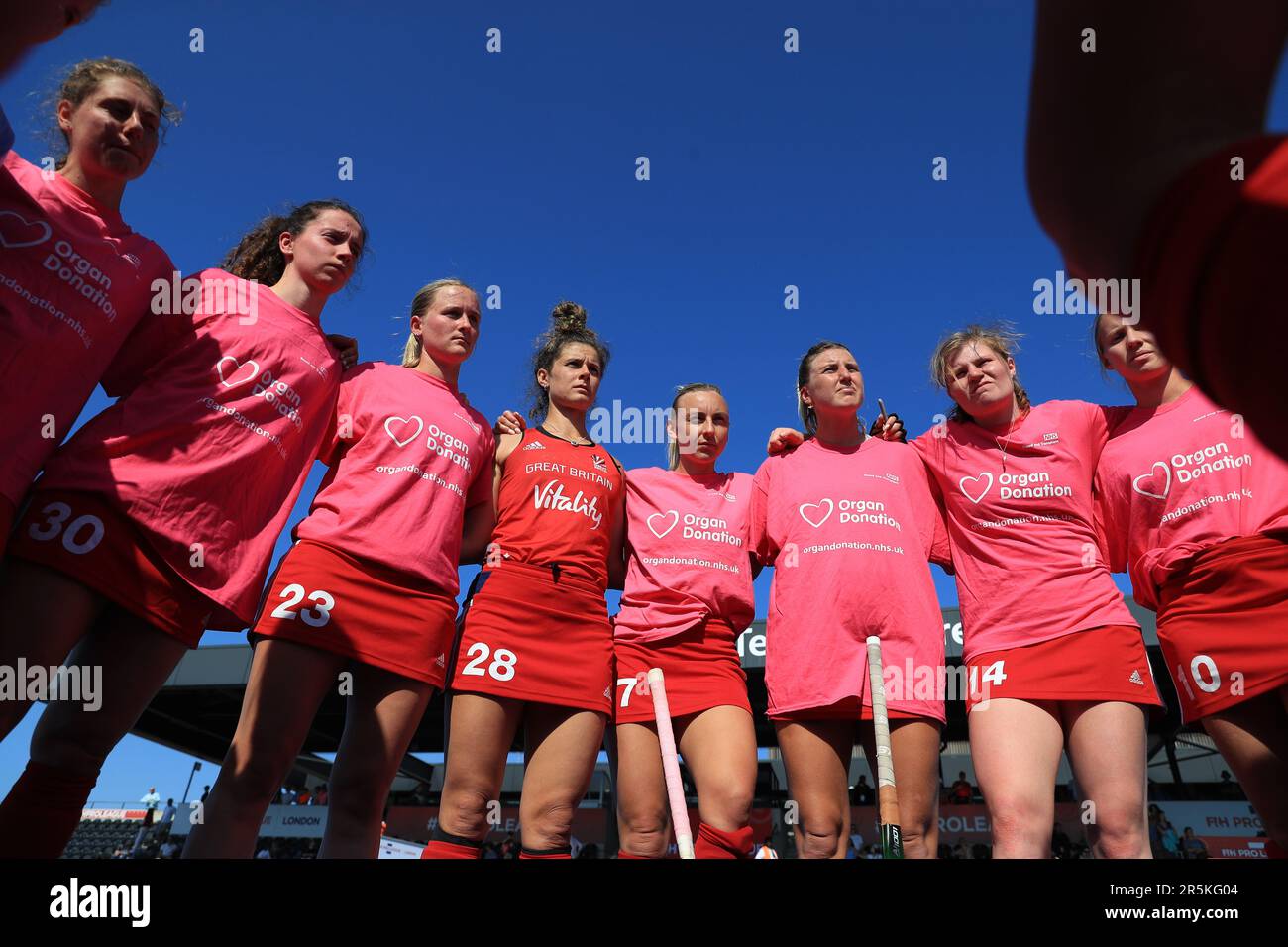 Great Britain team huddle after the FIH Hockey Pro League women's match at Lee Valley, London. Picture date: Sunday June 4, 2023. Stock Photo