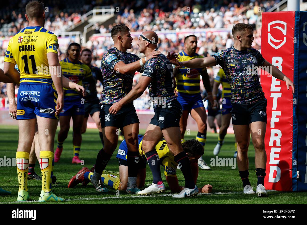Hull FC’s Danny Houghton celebrates after scoring a try during the Betfred Super League match at St. James' Park, Newcastle upon Tyne. Picture date: Sunday June 4, 2023. Stock Photo
