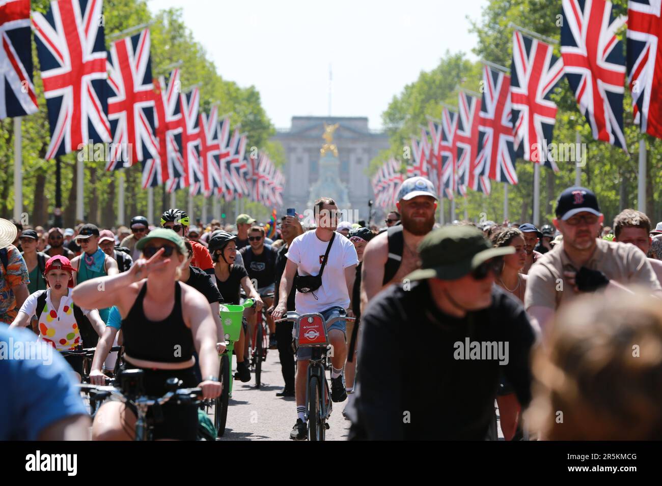 London, UK. 04 June 2023. Hundreds of people turned up on bikes to