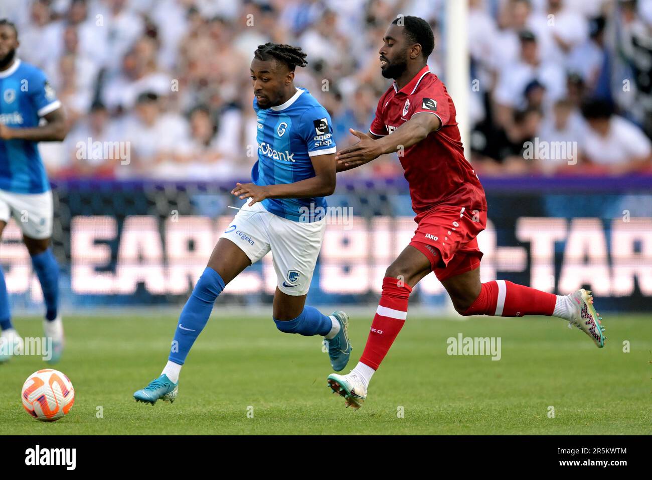 GENK (lr) Mike Tresor of KRC Genk, Gyrano Kerk of Royal Antwerp FC