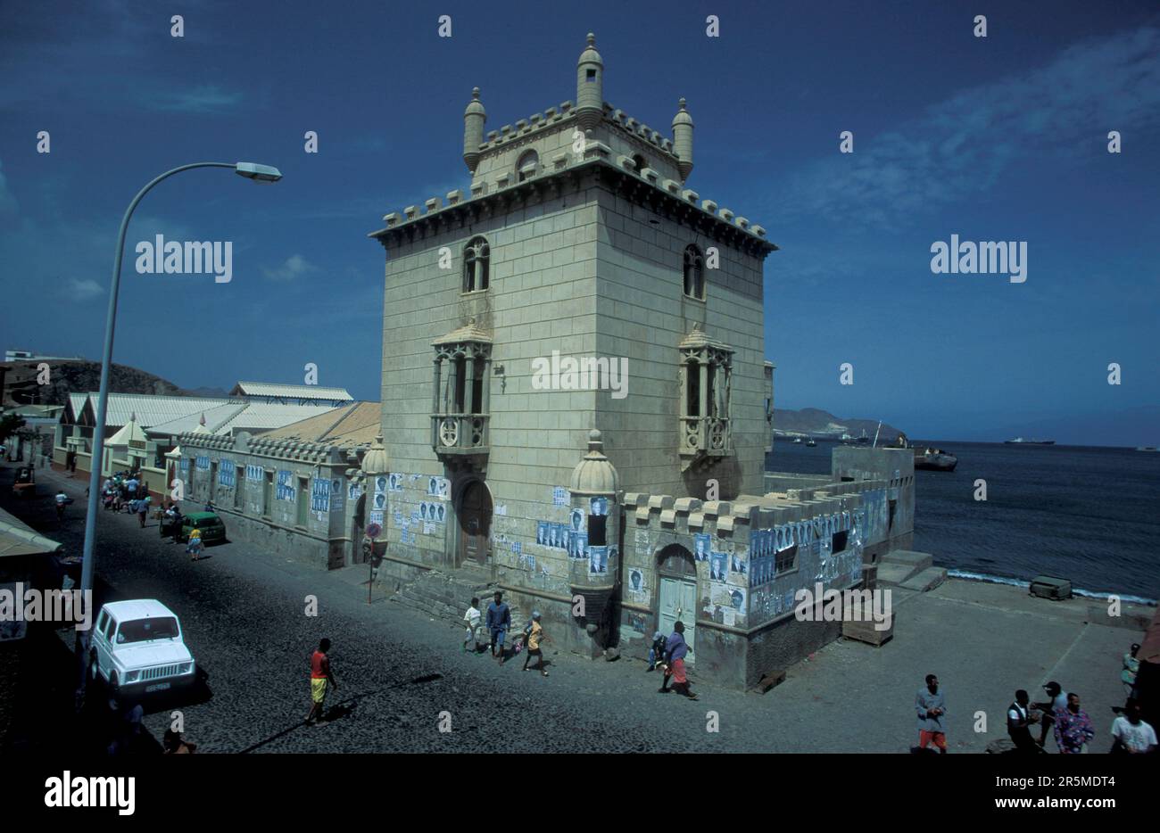 Isla de santiago cabo verde hi-res stock photography and images - Alamy