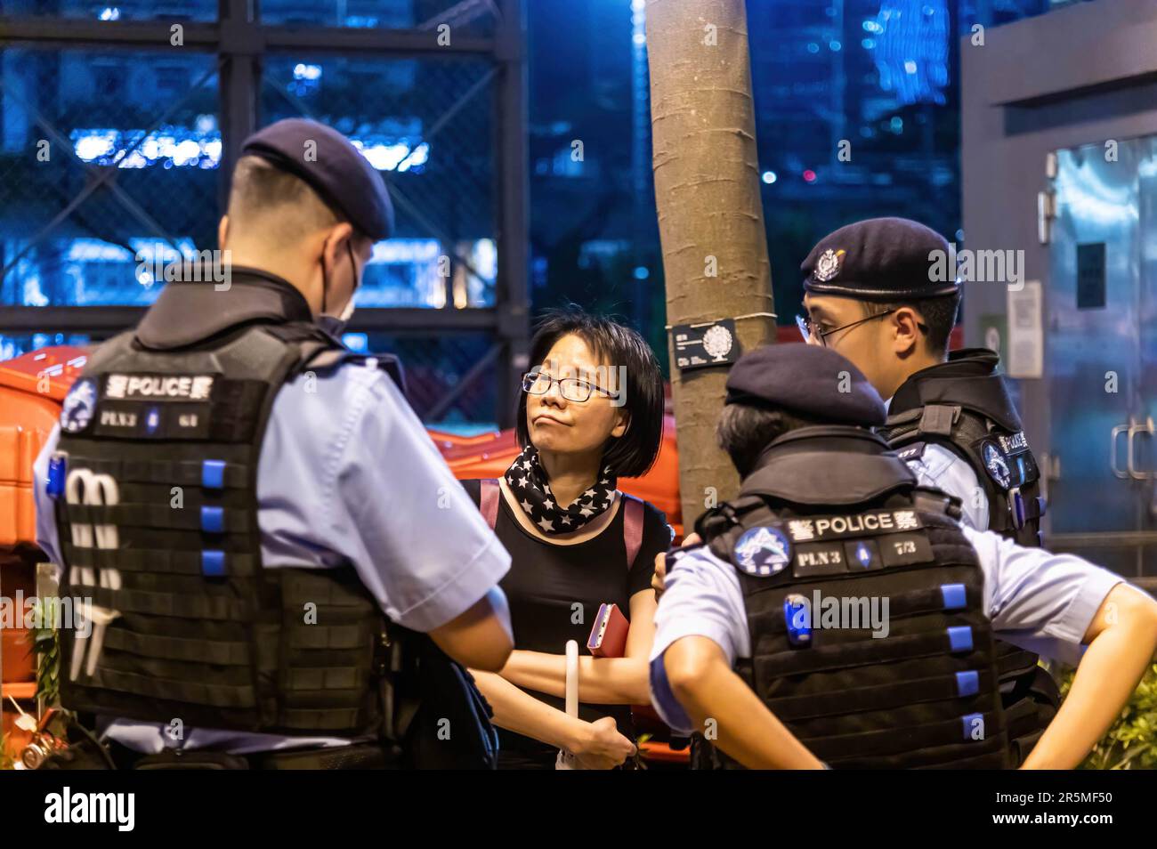 Female police officer arresting woman hi-res stock photography and ...
