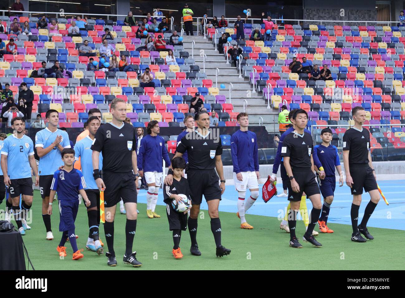 Santiago del Estero, Argentina. 4th June, 2023. Teams of United States and Uruguay entering the field to play the quarterfinal match of World Cup FIFA U20 at Madres de Ciudades Stadium ( Credit: Néstor J. Beremblum/Alamy Live News Stock Photo