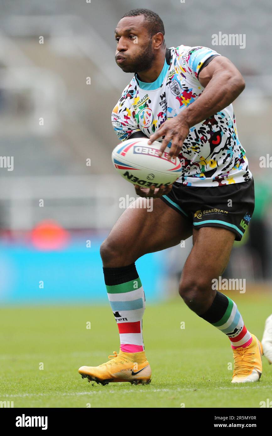 Newcastle, UK. 4th June 2023.Edwin Ipape of Leigh Leopards during the BetFred Super League match between Wakefield Trinity Wildcats and Leigh Leopards at St. James' Park, Newcastle on Sunday 4th June 2023. (Photo: Mark Fletcher | MI News) Credit: MI News & Sport /Alamy Live News Stock Photo